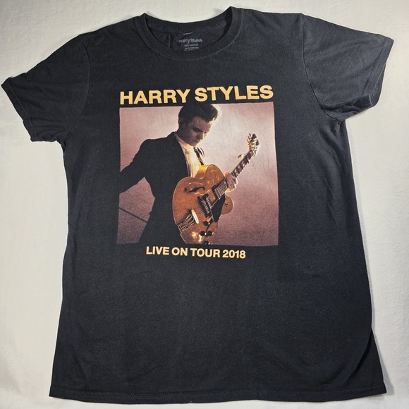 Harry Styles Other - Harry Styles 2018 Live On Tour Guitar T-shirt Size Medium Black 100% Cotton